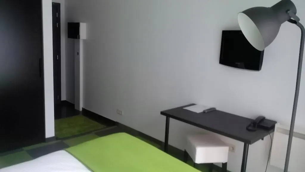 Residence Aryan Saint-Josse-ten-Noode 2*,  Belgium